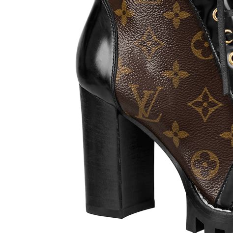 Vendita Speciale Stivaletti LOUIS VUITTON su  